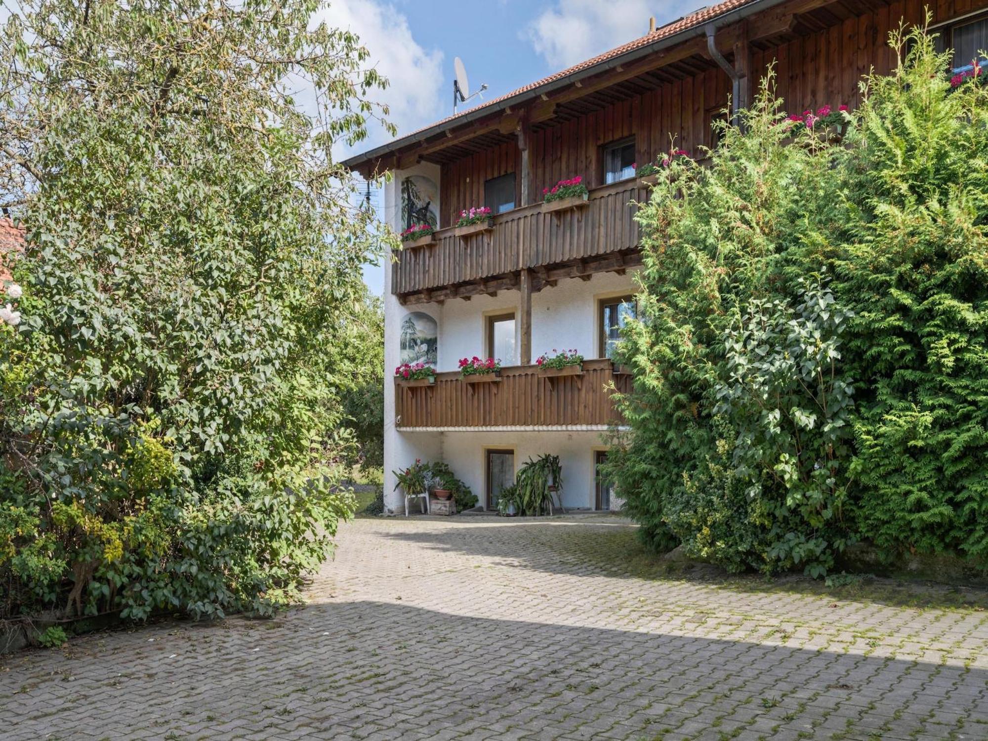 Farmhouse In Neukirchen Near Heiligen Blut Neukirchen beim Heiligen Blut Extérieur photo