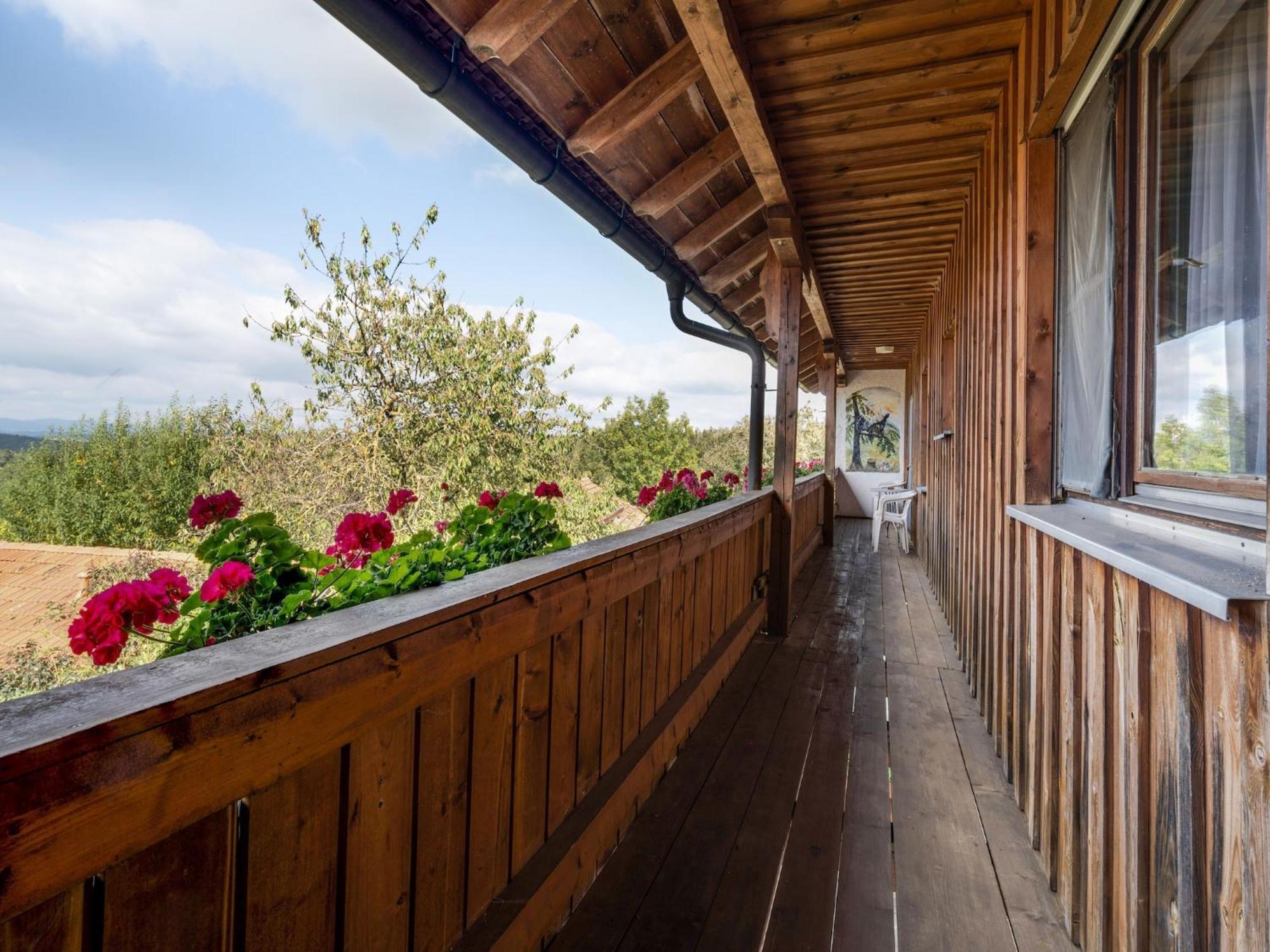 Farmhouse In Neukirchen Near Heiligen Blut Neukirchen beim Heiligen Blut Extérieur photo